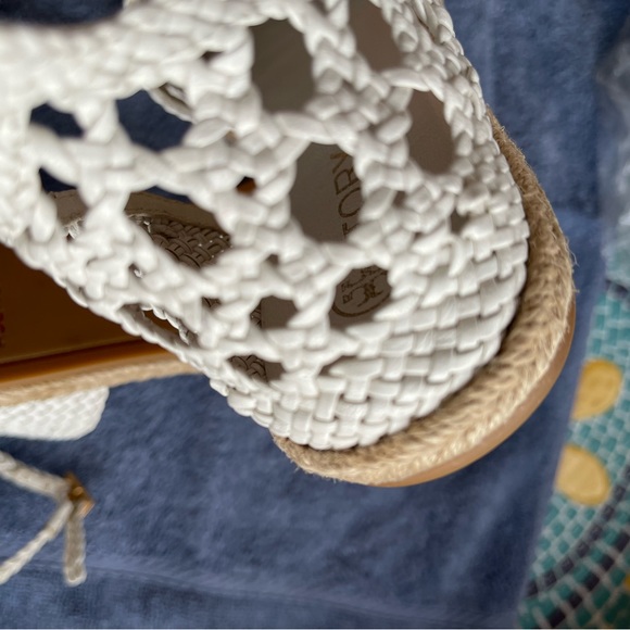 Tory Burch women shoes, size 6.5 USA - Picture 4 of 6